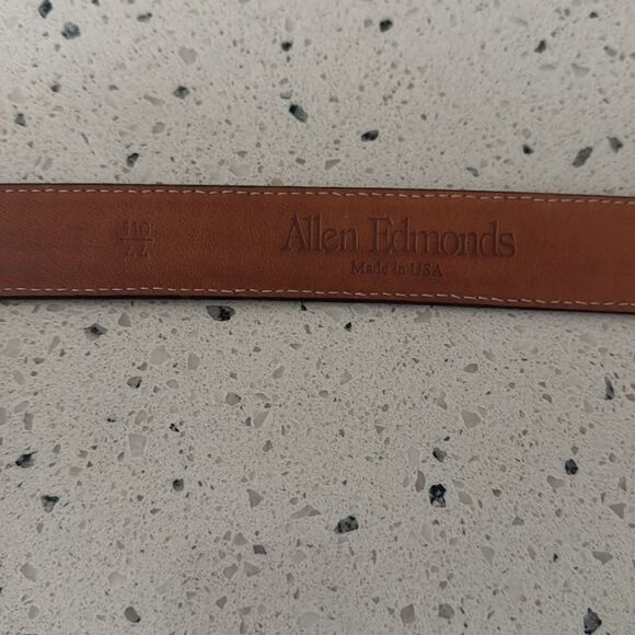 Allen Edmonds Men's Size 44 Brown/Tan Classic Genuine Leather Belt Made In USA - Picture 4 of 12